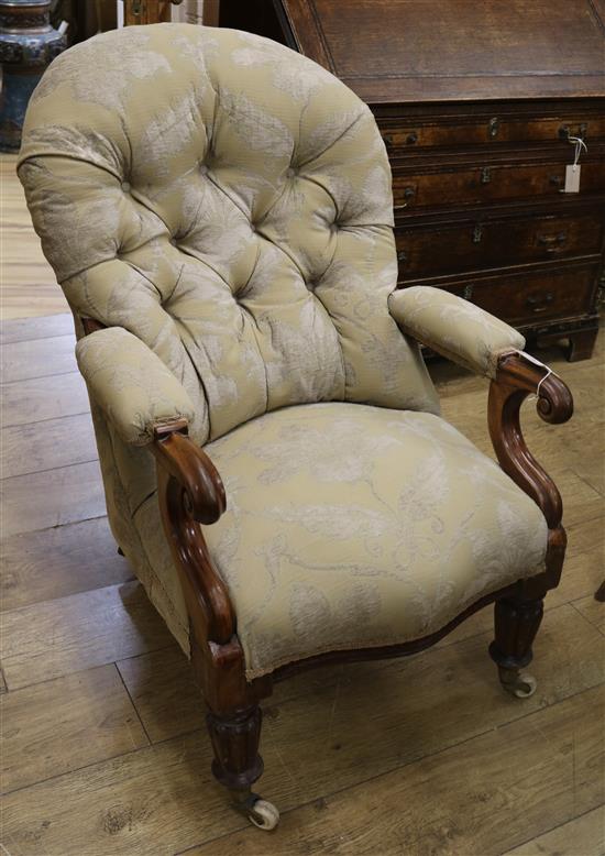 A button back armchair